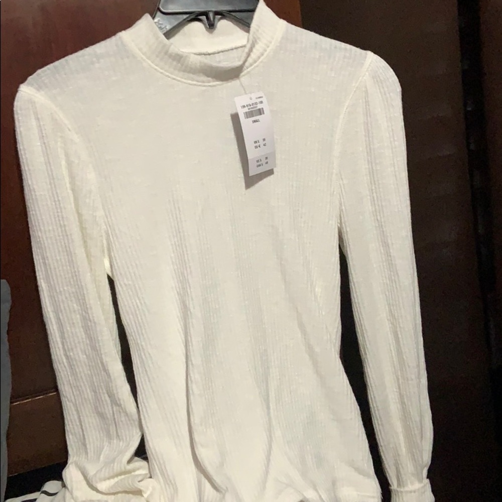 Puff sleeve top